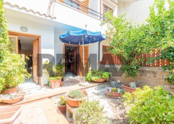 Casa all\'aperto - Villa a Schiera Via Gravisca
 
14, Montalto di Castro - foto 7