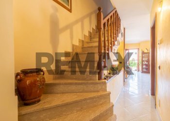 Scale - Villa a Schiera Via Gravisca
 
14, Montalto di Castro - foto 22