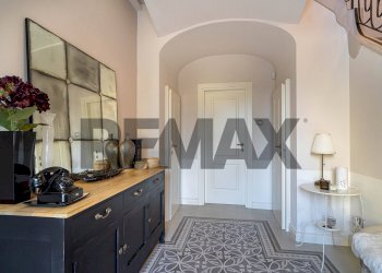 Hall / corridoio - Semi-detached house VIA GIOVANNI XXIII
 
22, Colorno - photo 4