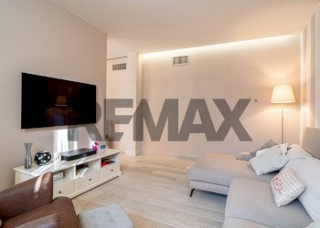 Soggiorno - Semi-detached house VIA GIOVANNI XXIII
 
22, Colorno - photo 19