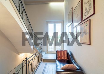 Hall / corridoio - Semi-detached house VIA GIOVANNI XXIII
 
22, Colorno - photo 33