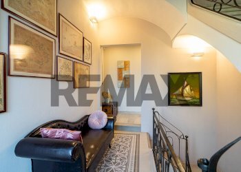 Hall / corridoio - Semi-detached house VIA GIOVANNI XXIII
 
22, Colorno - photo 34
