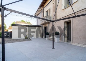 Terrazza - Semi-detached house VIA GIOVANNI XXIII
 
22, Colorno - photo 40
