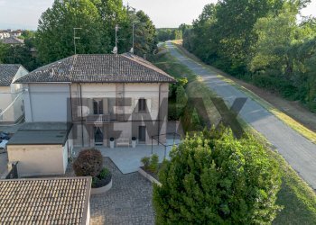 Casa all\'aperto - Semi-detached house VIA GIOVANNI XXIII
 
22, Colorno - photo 48