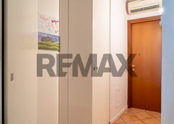 Hall / corridoio - Terraced Villa VIA GHIRARDUZZI
 
1, Parma - photo 10