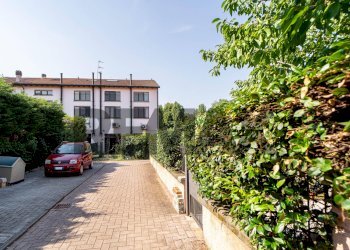 Edificio all\'aperto - Terraced Villa VIA GHIRARDUZZI
 
1, Parma - photo 26