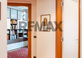 Hall / corridoio - Trilocale Via Vasto
 
1, San Donato Milanese - foto 30