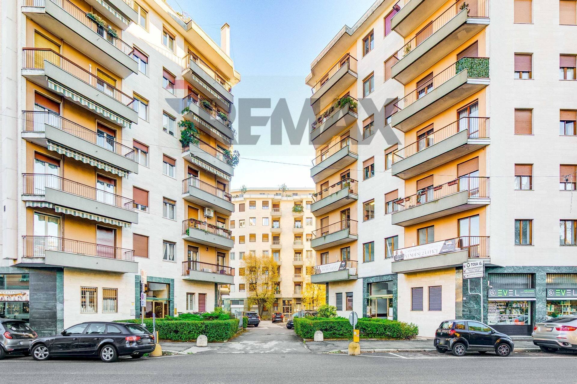Edificio all\'aperto - Ufficio mameli
 
22, Busto Arsizio - foto 1