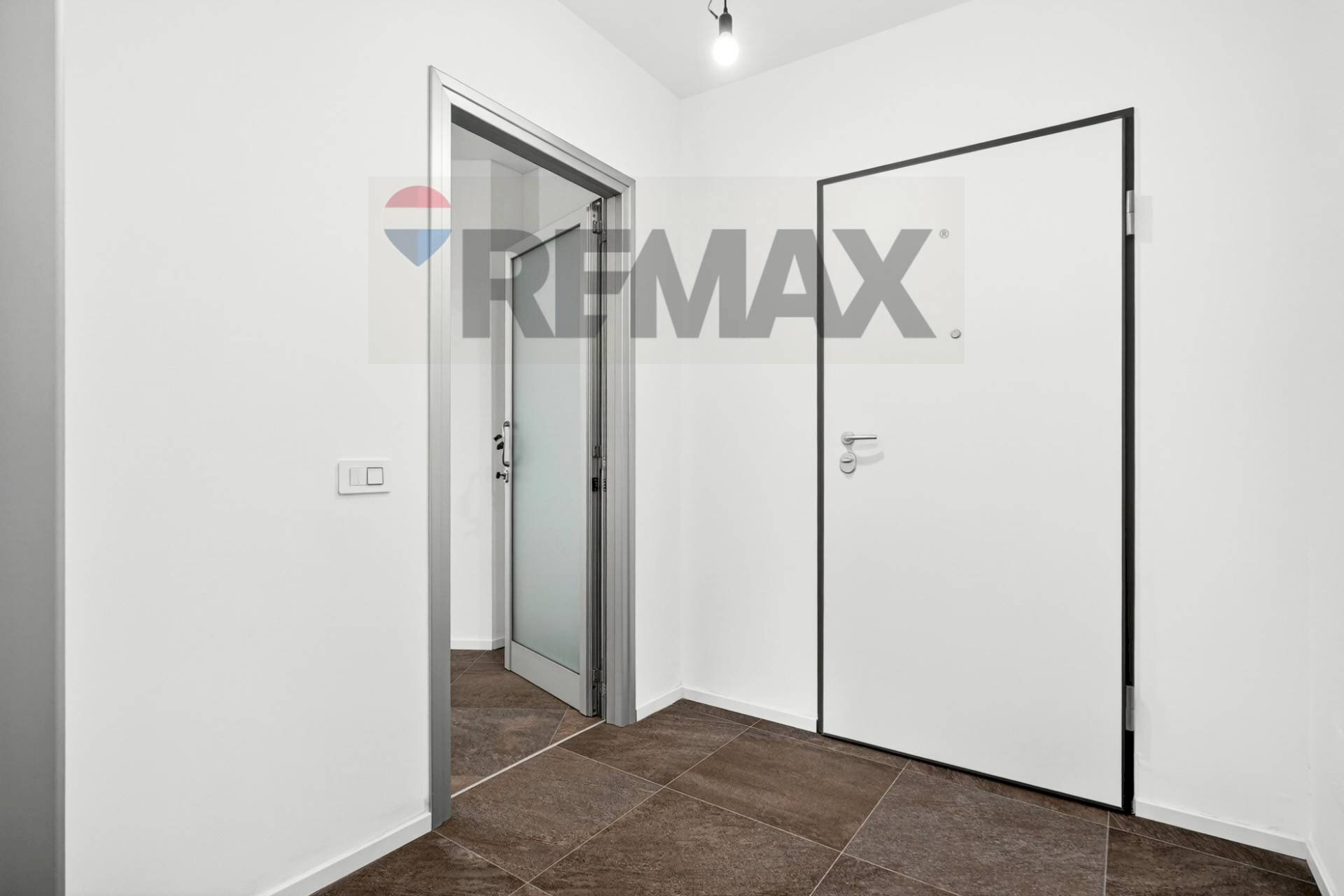 Hall / corridoio - Ufficio mameli
22, Busto Arsizio - foto 3