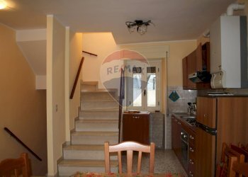 Cucina - Casa indipendente Via Duca Degli Abruzzi
 
58, Caramanico Terme - foto 10