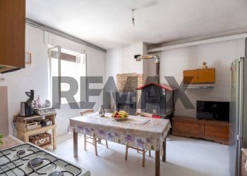 Sala da pranzo - Villa Contrada Costa Cola
 
67, Bucchianico - foto 3