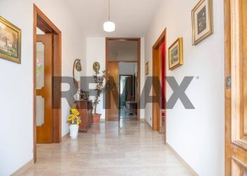Hall / corridoio - Villa Contrada Costa Cola
 
67, Bucchianico - foto 13