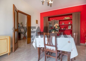 Sala da pranzo - Villa Contrada Costa Cola
 
67, Bucchianico - foto 21