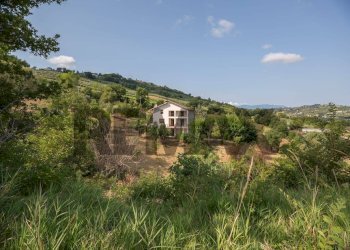 Vista delle montagne - Villa Contrada Costa Cola
 
67, Bucchianico - foto 43
