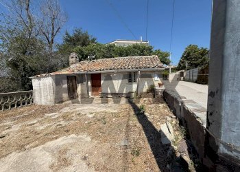 Casa all\'aperto - Terreno edificabile Salita san Salvatore
51, Rosciano - foto 13