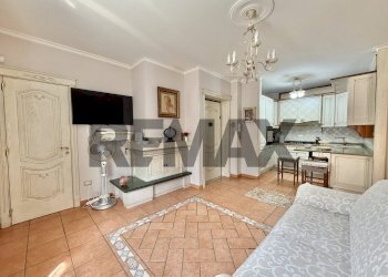 Soggiorno - Quadrilocale VIA GRAMICI
 
2, Marano di Napoli - foto 10
