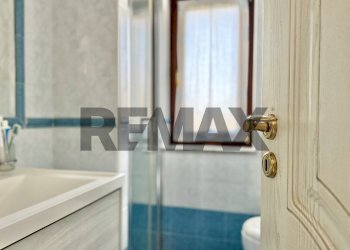 Bagno - Quadrilocale VIA GRAMICI
 
2, Marano di Napoli - foto 23