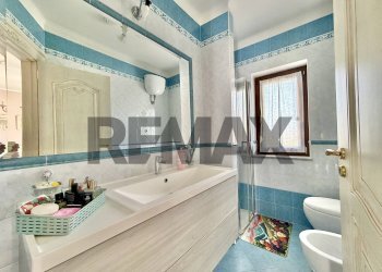 Bagno - Quadrilocale VIA GRAMICI
 
2, Marano di Napoli - foto 24