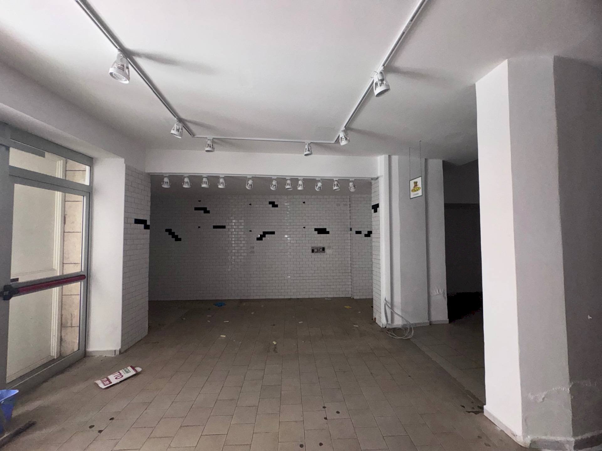 Foto 2 - Negozio Via Luigi Manfredi
14, Palermo - foto 2