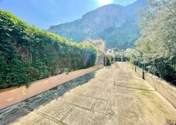 Vista delle montagne - Villa Contrada Scaletta
 
snc, Cinisi - photo 40