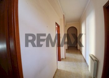 Hall / corridoio - Apartment VIA GIOVANNI VERGA
 
12, Trapani - photo 6