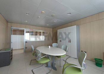 Sala da pranzo - Ufficio Via Foggia
 
165, Barletta - foto 1