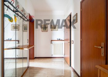 Hall / corridoio - Trilocale Via Francesco Baracca
 
8, Medesano - foto 7