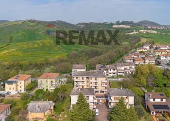 Vista delle montagne - Trilocale Via Francesco Baracca
 
8, Medesano - foto 29