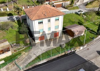 Casa all\'aperto - Casa indipendente VIA ENDINE
 
13, Albino - foto 1