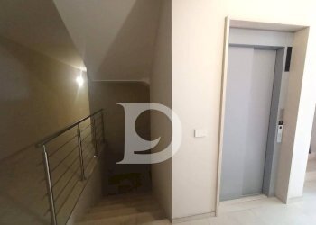 ascensore - Three-room apartment Viale Matrino
 
37, Città Sant'Angelo - photo 6