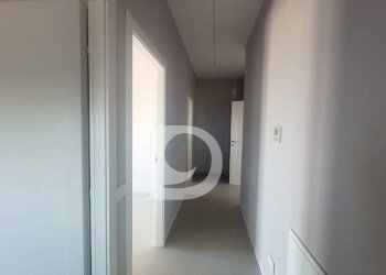 corridoio - Three-room apartment Viale Matrino
 
37, Città Sant'Angelo - photo 31