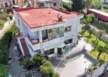 esterno - Villa via fusaro
 
28, Bacoli - foto 3