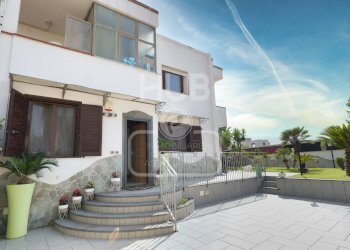 esterno - Villa via fusaro
 
28, Bacoli - foto 7
