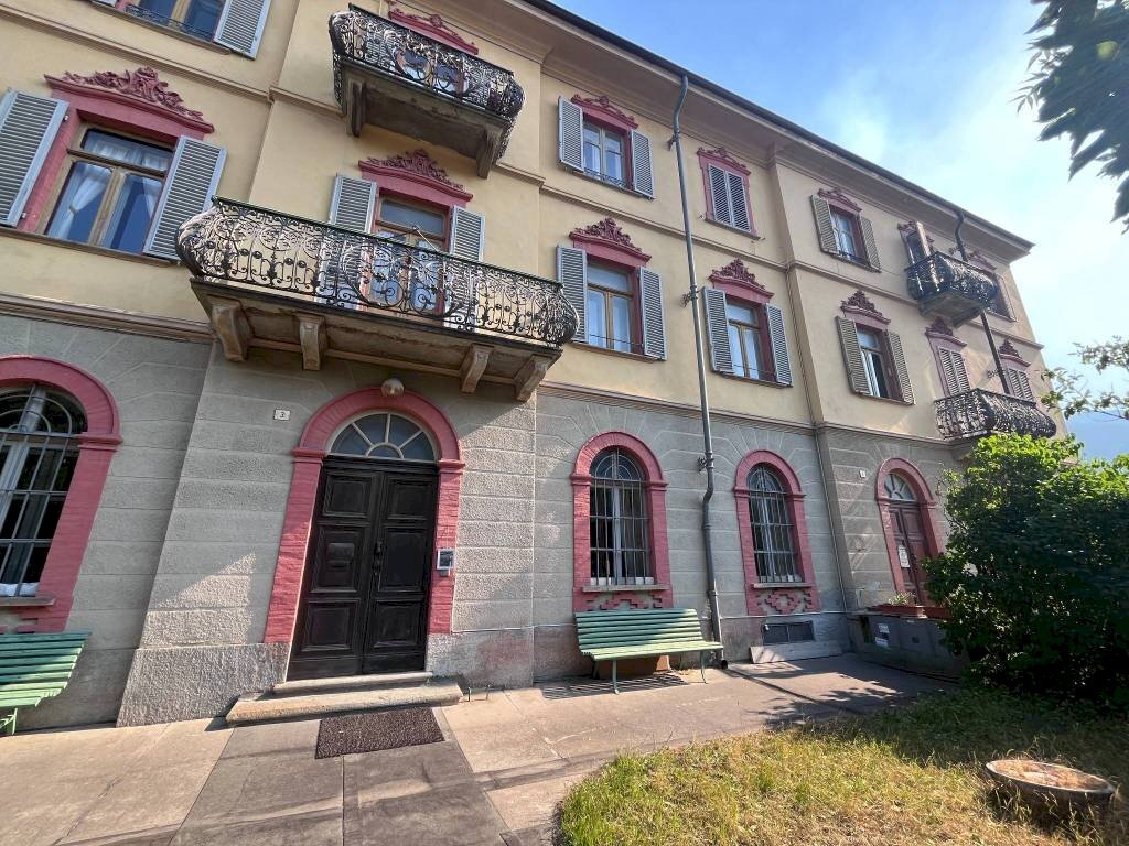 Facciata - Four-room apartment viale degli Alpini, 3, Oulx - photo 1