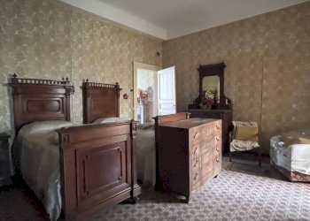 Camera da letto - Four-room apartment viale degli Alpini, 3, Oulx - photo 9