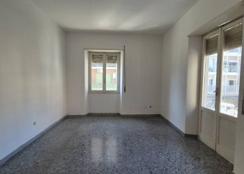 Foto 19 - Three-room apartment Via di Porta San Giovanni
 
32, Terni - photo 19