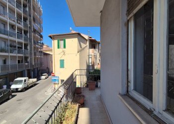 Foto 40 - Three-room apartment Via di Porta San Giovanni
 
32, Terni - photo 40