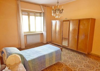 Camera da letto - Casa indipendente via Roma, 79, Trinità - foto 11
