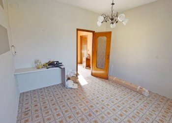 Cabina armadio - Casa indipendente via Roma, 79, Trinità - foto 13