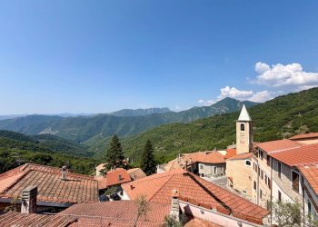Foto 1 - Casa semi indipendente Via alla Piazza, Castelvecchio di Rocca Barbena - foto 1