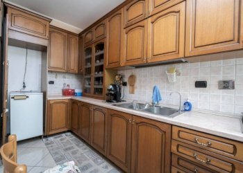 Cucina - Appartamento via Mongrando, 28, Torino (zona Vanchiglietta) - foto 13