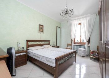 Camera da letto - Appartamento via Mongrando, 28, Torino (zona Vanchiglietta) - foto 14