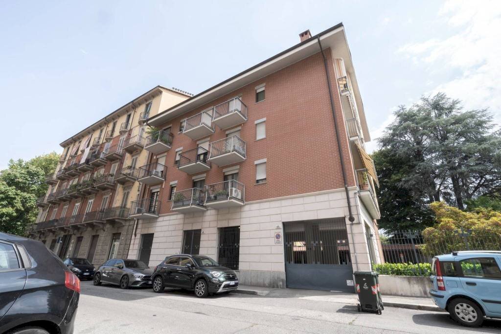 Facciata - Trilocale via Andorno, 46, Torino (zona Vanchiglietta) - foto 2
