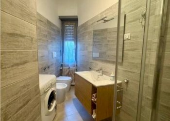 Bagno - Appartamento via Benevento, 20/1, Torino (zona Vanchiglietta) - foto 8