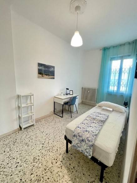 Camera da letto - Appartamento via Benevento, 47, Torino (zona Vanchiglietta) - foto 2