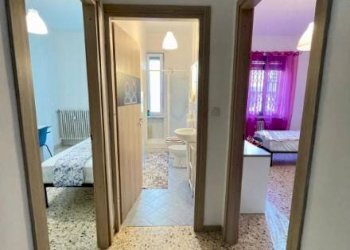 Corridoio - Appartamento via Benevento, 47, Torino (zona Vanchiglietta) - foto 9