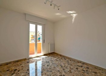Soggiorno - Appartamento via Riva di Reno, 56, Bologna (zona Centro Storico) - foto 9