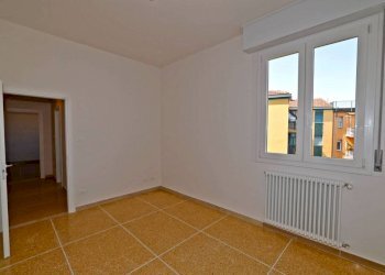 Camera da letto - Appartamento via Riva di Reno, 56, Bologna (zona Centro Storico) - foto 17