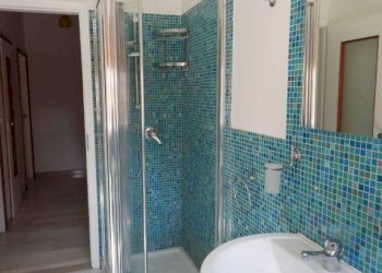 Bagno - Non-buildable land via dell'Isonzo, Bologna (neighborhood Costa Saragozza) - photo 16