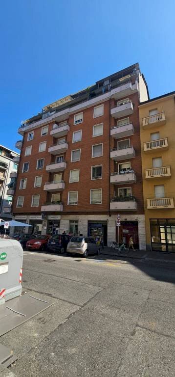 Facciata - Trilocale via Michele Coppino, 87, Torino (zona Borgo Vittoria) - foto 1